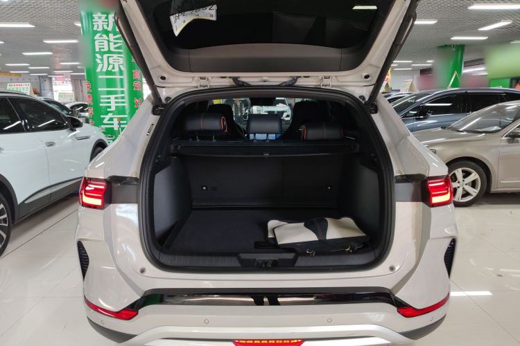 Used BYD Song PLUS New Energy 2023 Champion Edition EV 520KM Flagship Model
