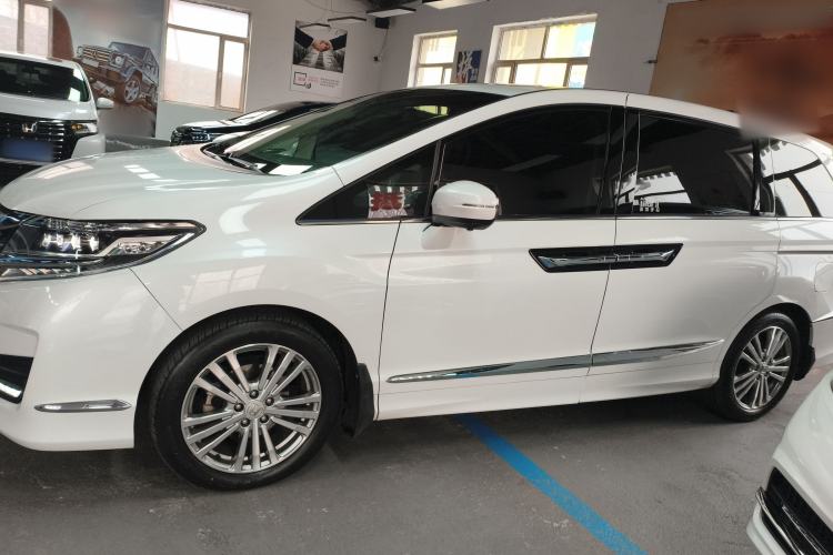 Used Honda Elysion 2016 2.4L Luxury Edition
