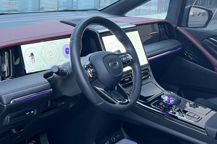 Used GAC Trumpchi M8 2023 Zongshi Series Dual-Motor Supreme Edition
