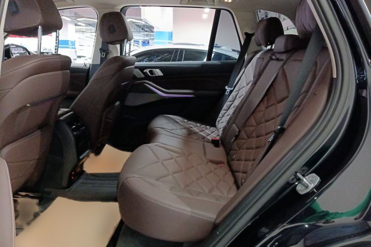 Used BMW X5 2022 Restyled xDrive 30Li Luxury Version M Sport Package
