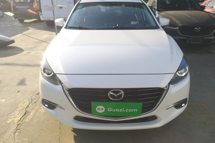 Used Mazda Mazda 3 Axela 2017 Hatchback 2.0L Automatic Sport Model China V Emission Standard