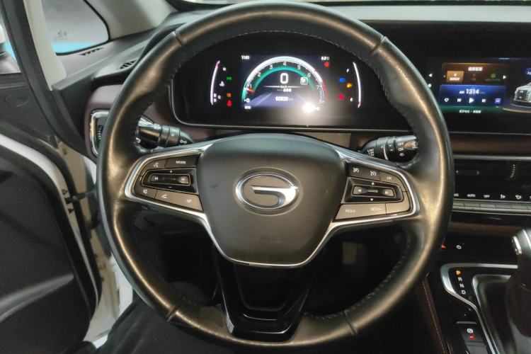 TDK.VehicleDetails.img