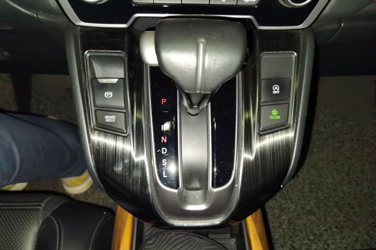 Used Honda CR-V 2017 240TURBO CVT Front-Wheel Drive Fashion Edition