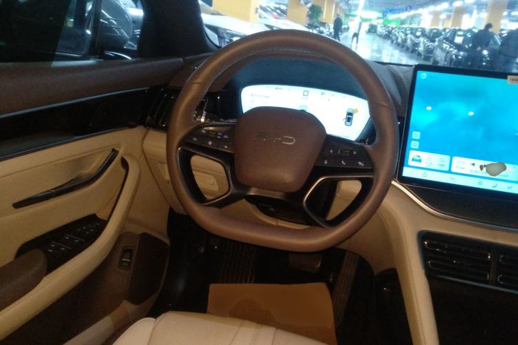 Used BYD Song PLUS New Energy 2025 DM-i Smart Drive 112KM Prestige Model
