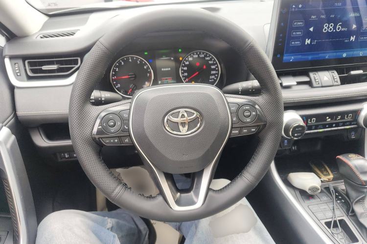 Used Toyota Wildlander 2022 2.0L CVT Four-Wheel Drive Luxury Edition
