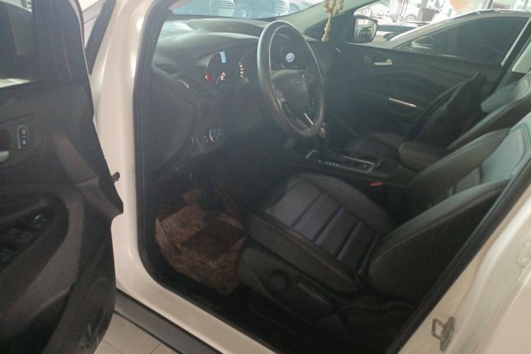 Used Ford Kuga 2019 EcoBoost 180 Two-Wheel-Drive Platinum Edition China VI Standard
