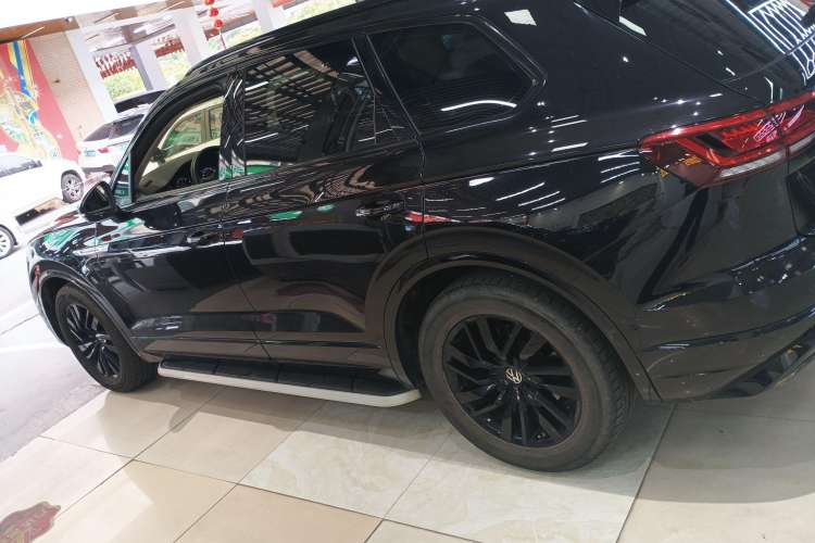 Used Volkswagen Touareg 2020 2.0 TSI RuiShang Edition China VI Standard
