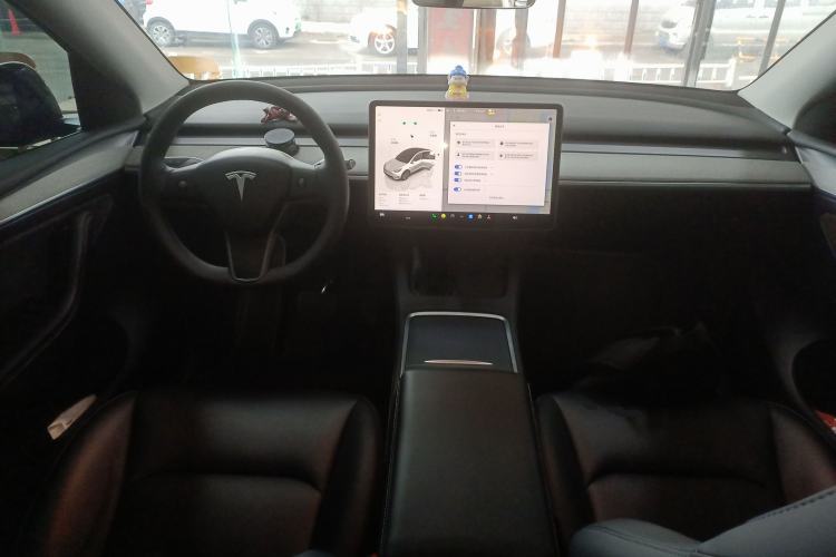 Used Tesla Model Y 2024 Rear-Wheel-Drive Version