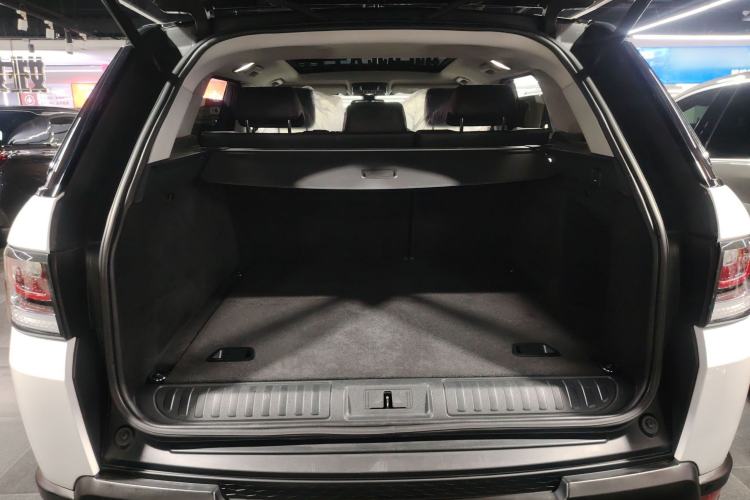 Used Land Rover Range Rover Sport 2016 3.0 SC V6 SE
