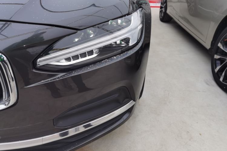 Used Volvo S90 2023 B5 Zhiyuan Luxury Edition
