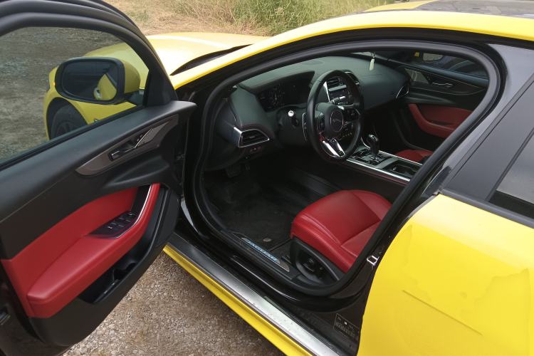 Used Jaguar XEL 2020 2.0T 200 PS R-DYNAMIC S Advanced Sport Edition
