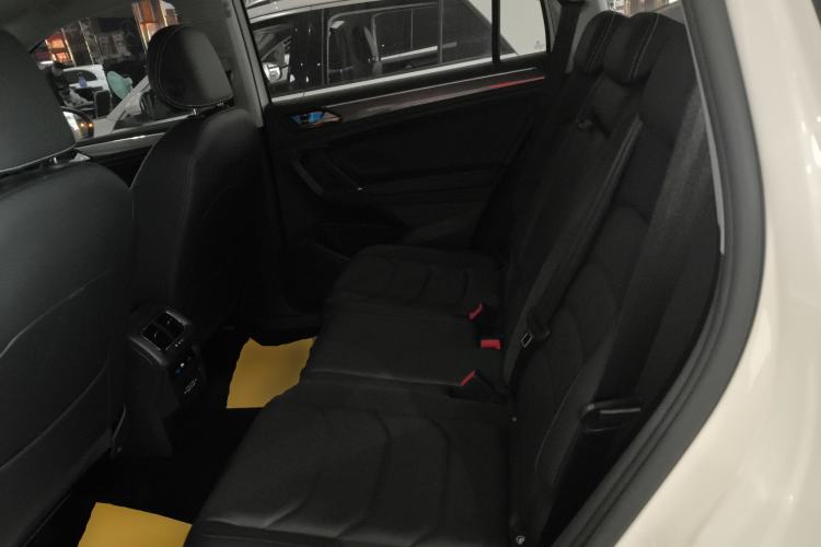 Used Volkswagen Tiguan L 2021 330TSI Automatic Two-Wheel Drive R-Line Enhanced Edition