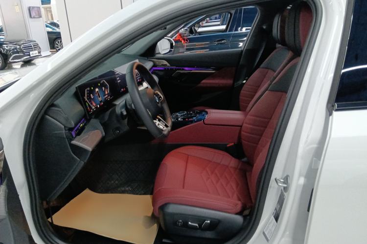 Used BMW 5 Series 2025 530Li Luxury Edition M Sport Package
