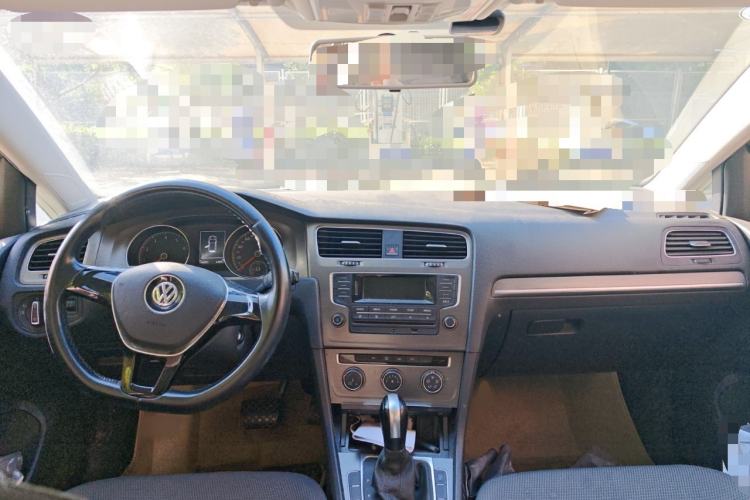 Used Volkswagen Golf 2014 1.6L Automatic Comfort Model
