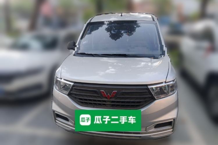 Used Wuling Hongguang V 2022 1.5L Jingqu Edition Electric-Assist LAR
