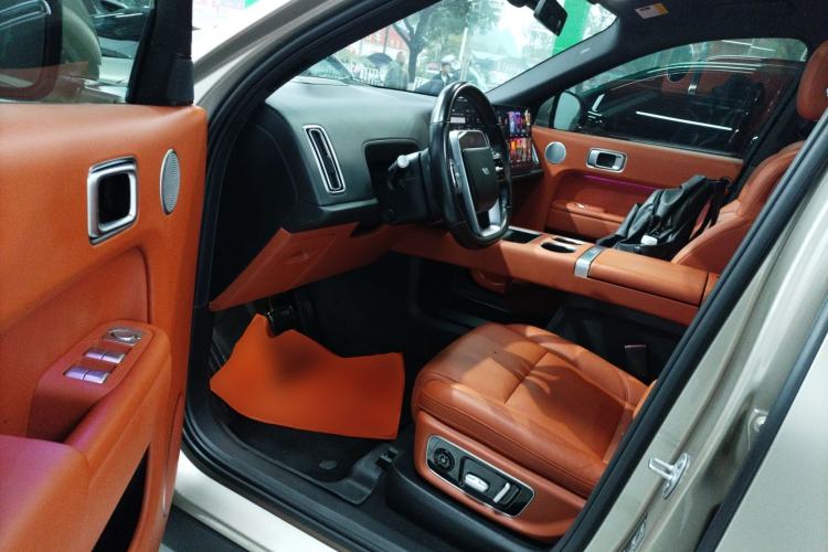 Used Li Auto L8 2023 Max model