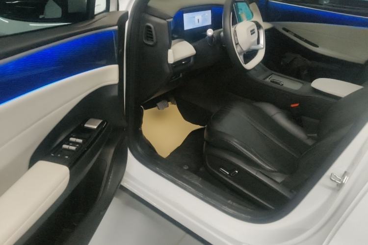 Used  L7 2023 1.5T 115 km MAX