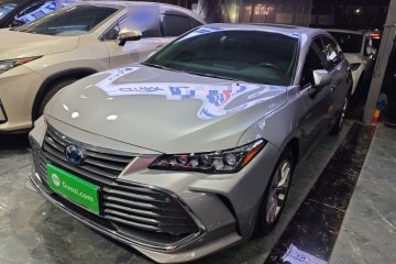 Used Toyota Avalon 2019 Dual-Engine 2.5L Luxury Edition China VI Standard