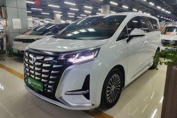 Used Denza D9 2022 DM-i 1040 Prestige Model