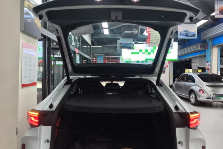 Used Volkswagen ID.UNYX 2024 Pro Long-Range Version
