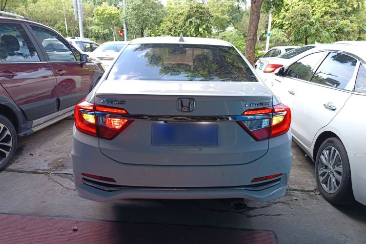 Used Honda Crider 2016 1.8L CVT Luxury Edition
