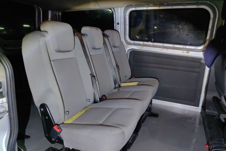 Used Ford Transit 2017 2.0T Diesel Multi-Purpose Commercial Vehicle Short Wheelbase Low Roof China V Standard