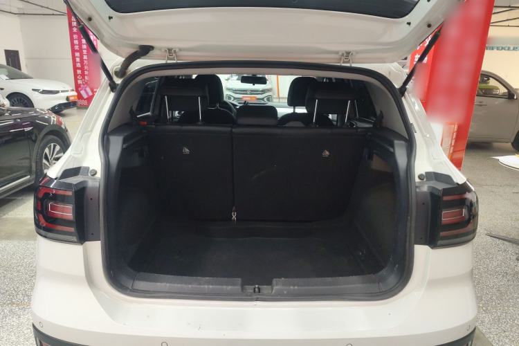 Used Volkswagen Tacqua 2023 200TSI DSG Joy-Connect Edition
