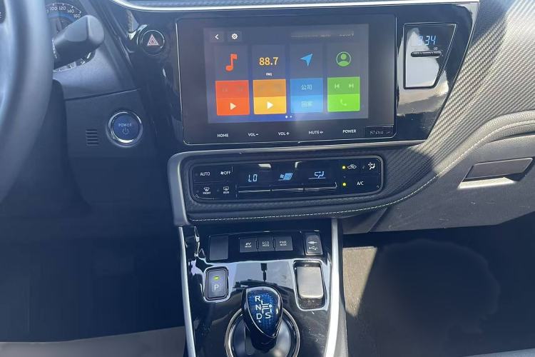 Used Toyota Levin 2017 Revised Dual-Engine 1.8H GS E-CVT Elite Sunroof Version China V Standard
