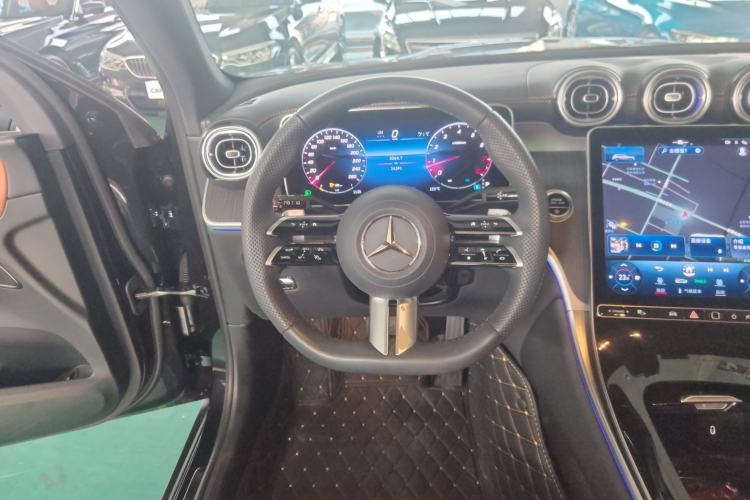 Used Mercedes-Benz GLC 2024 GLC 260 L 4MATIC Luxury Model 5 Seats