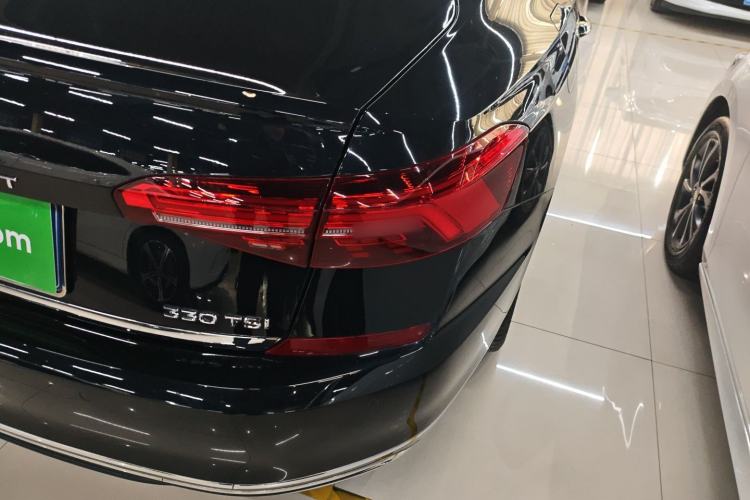 Used Volkswagen Passat 2020 330TSI Luxury Edition China VI