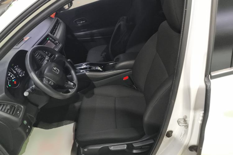 Used Honda Vezel 2015 1.5L CVT two-wheel drive Comfort trim
