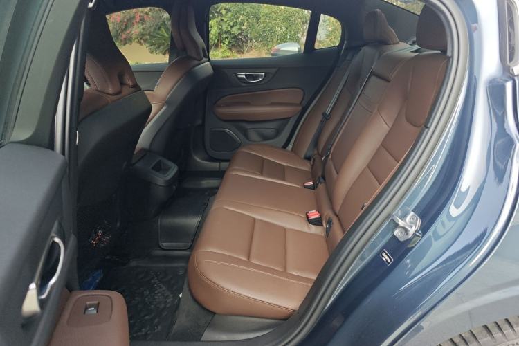 Used Volvo S60 2022 B4 Zhiyi Luxury Edition