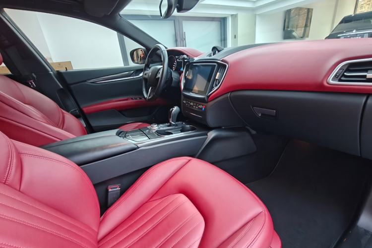 Used Maserati Ghibli 2017 3.0T Standard Edition
