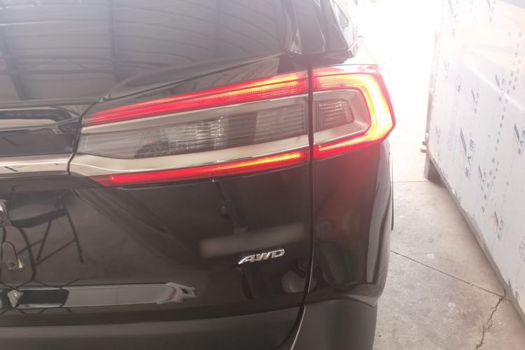 Used Toyota Wildlander 2023 2.0L CVT Four-Wheel Drive Luxury PLUS Edition
