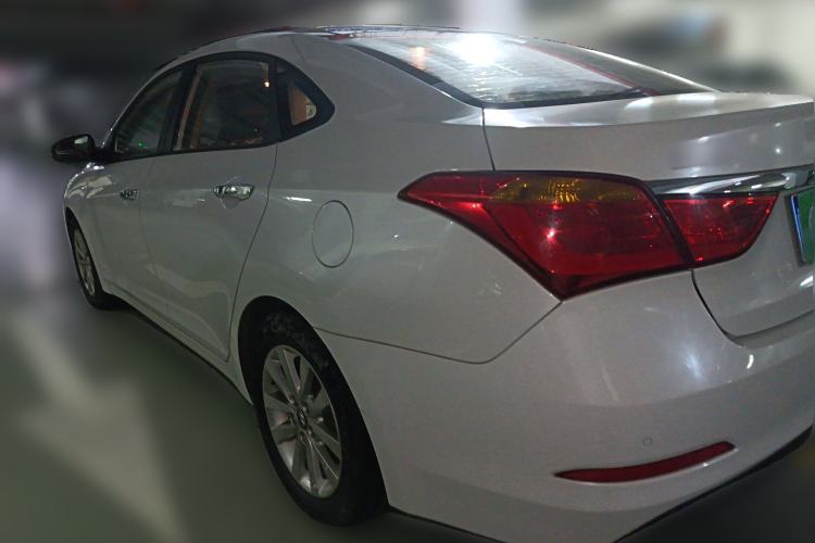 Used Hyundai Mistra 2014 1.8L Automatic Smart GLS
