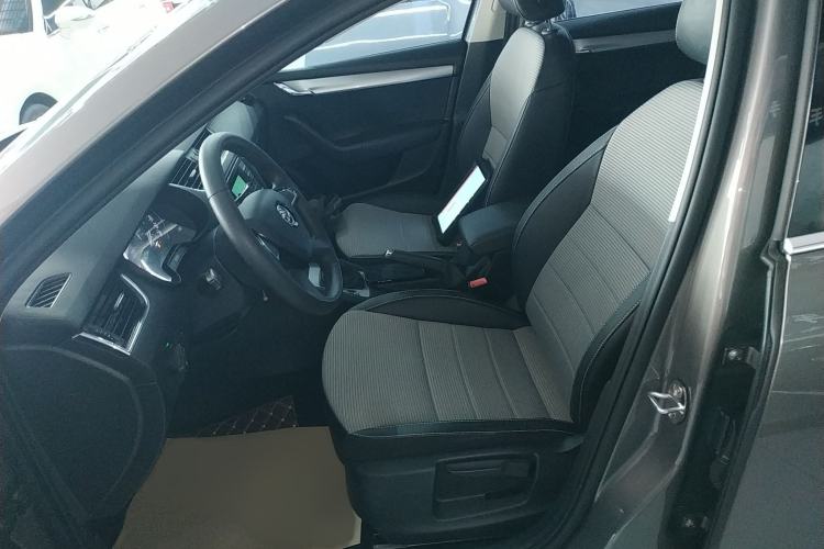 Used Skoda Octavia 2016 1.6L Automatic Chuanxing Edition
