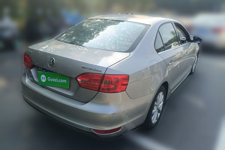 Used Volkswagen Sagitar 2012 1.6L Manual Comfort Model
