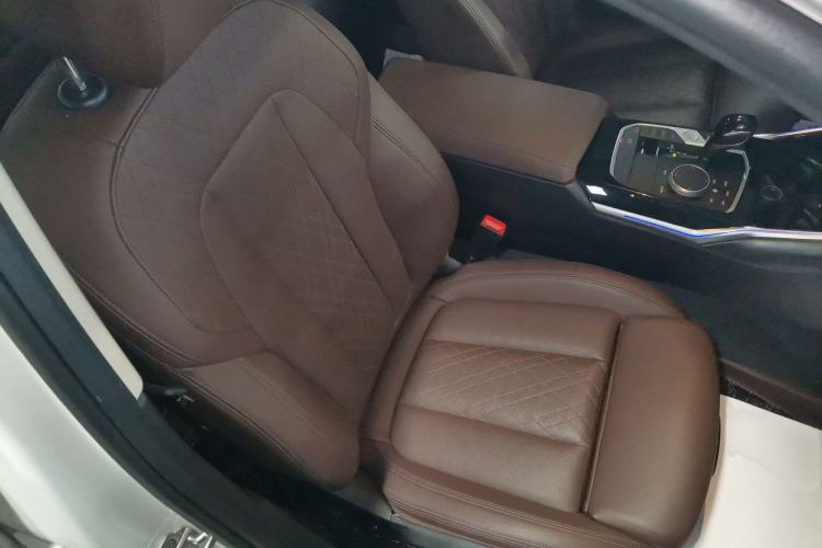 TDK.VehicleDetails.img