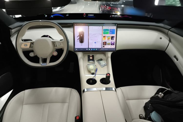 Used  YU7 2025 Ultra-Long Range Rear-Wheel Drive Version
