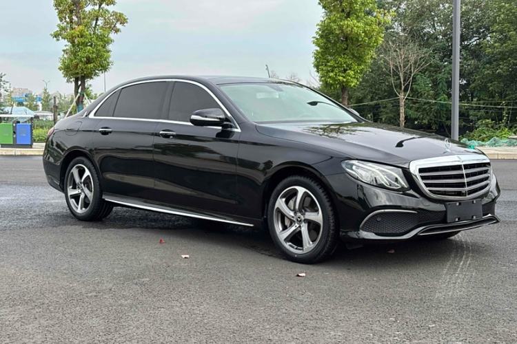 Used Mercedes-Benz E-Class 2019 E 300 L Sporty and Stylish Model
