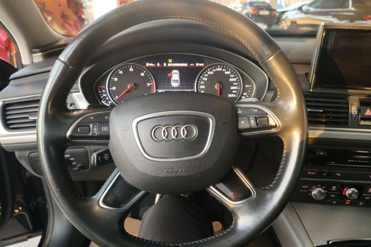 Used Audi A6L 2018 30th Anniversary Edition 35 TFSI Fashion Model
