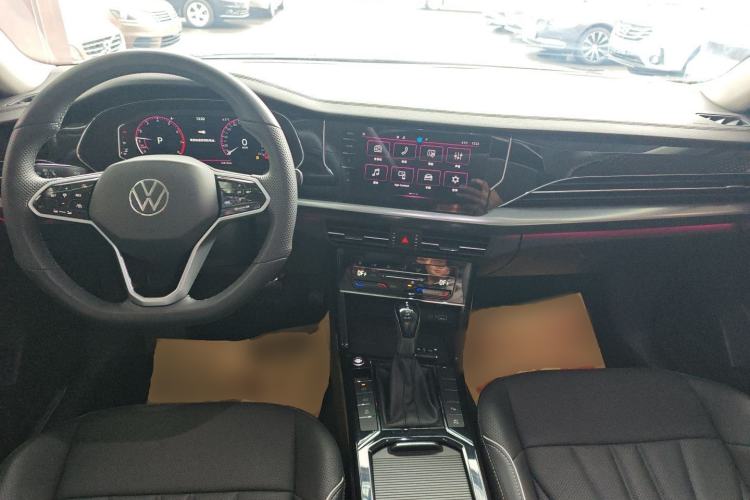 Used Volkswagen Passat 2024 380TSI Luxury Edition
