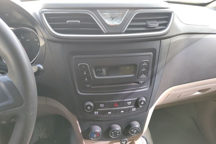 Used Wuling Hongguang 2015 1.5L S1 Standard China V-Emission Standards
