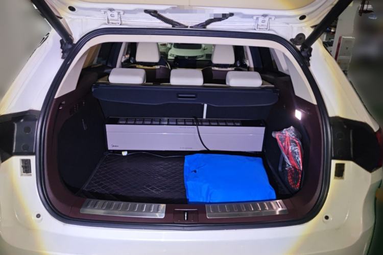 Used Wey VV6 2018 2.0T Two-Wheel-Drive Ultra-Luxury Version China V Standard