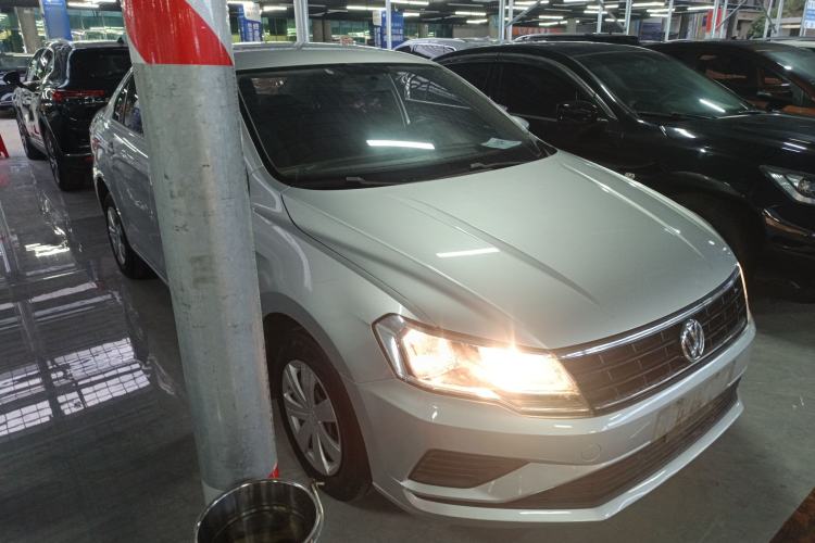 Used Volkswagen Jetta 2017 1.5L Automatic Fashion Model