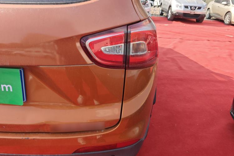 Used Baojun 510 2017 1.5L Manual Fashion Model
