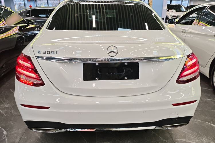 Used Mercedes-Benz E-Class 2017 E 300 L Sporty and Stylish Model