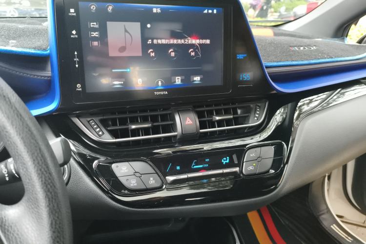 Used Toyota IZOA 2020 2.0L Enjoy Edition
