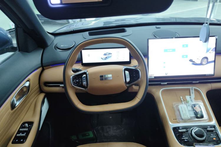 Used  Galaxy Xingjian 7 EM-i 2025 120km Flagship Edition