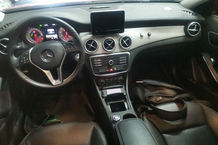 Used Mercedes-Benz GLA 2016 GLA 200 Fashion Model